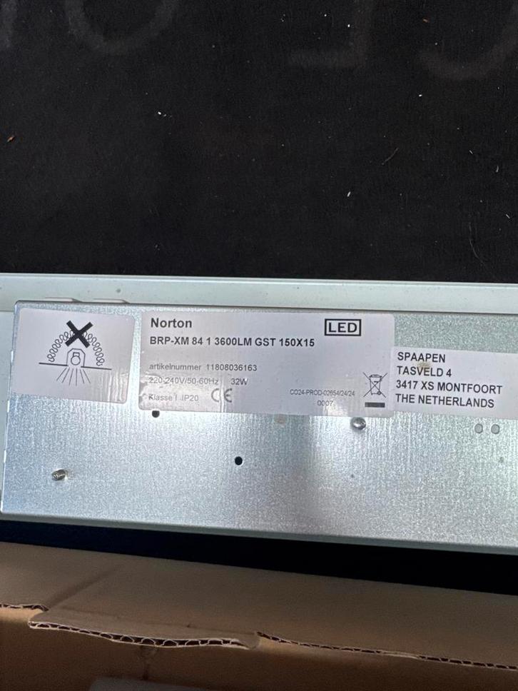 Norton BRP-XM 84 1 3600LM GST 150x15 LED Lamp, Doe-het-zelf en Verbouw, Bouwverlichting, Nieuw, Lamp met armatuur, Minder dan 50 watt