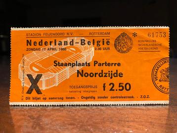 Voetbal Ticket Nederland-België 1966 beschikbaar voor biedingen