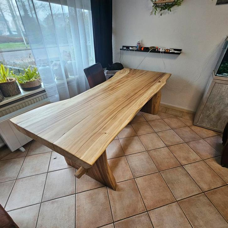 Unieke Boomstam Tafel - Massief Hout, Huis en Inrichting, Tafels | Eettafels, Gebruikt, 50 tot 100 cm, 200 cm of meer, Vijf personen of meer