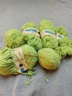Wol, kleur licht groen, Ophalen, Nieuw, Breien of Haken, Wol of Garen