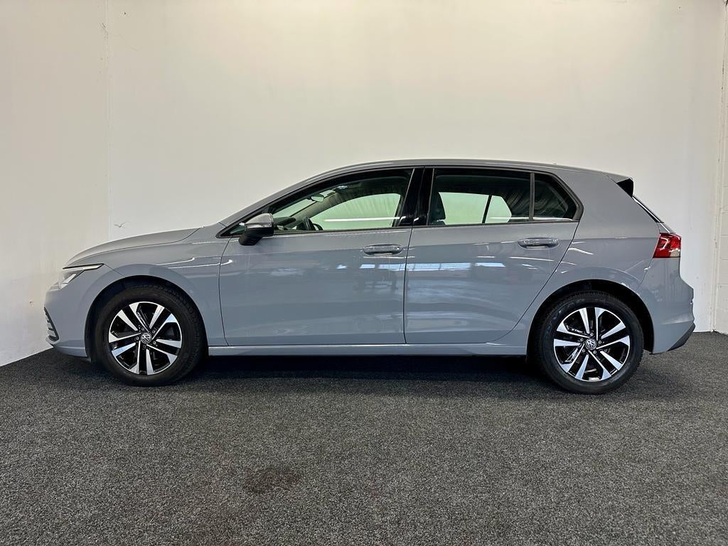 Volkswagen Golf 2020 Grijs, 1160 kg, 19 km/l, Dealer onderhouden, 1100 kg