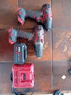 Gebruikte Skil Kit - Accu & Lader!, Doe-het-zelf en Verbouw, Gereedschap | Boormachines, Ophalen of Verzenden