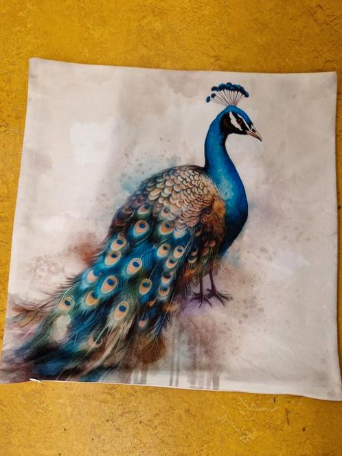 Nieuwe kussenhoes Pauw, Huis en Inrichting, Woonaccessoires | Kussens, Nieuw, Overige kleuren, Vierkant, Ophalen of Verzenden