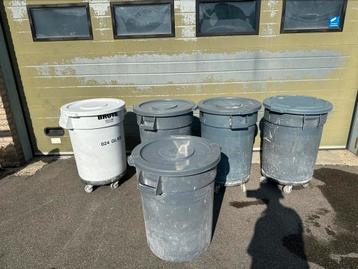 Brute rubbermaid partij prullenbak, container afsluitbaar beschikbaar voor biedingen