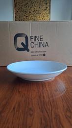 Q Fine China Diepe Borden - 22 & 26 cm - Nieuw!, Ophalen, Nieuw, Bord(en), Effen