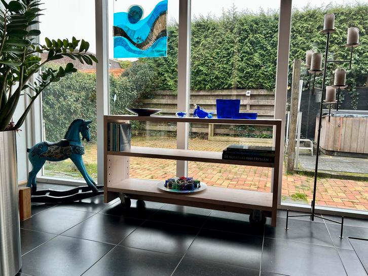 Witte houten kast op wielen - 3 stuks, Huis en Inrichting, Kasten | Boekenkasten, Gebruikt, 100 tot 150 cm, Minder dan 100 cm