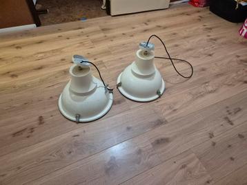 Nette industrieele hanglampen