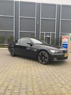 BMW 3-Serie 2.5 I 325 Coupe AUT 2007 Zwart, Auto's, BMW, 745 kg, 74 €/maand, Zwart, 2497 cc