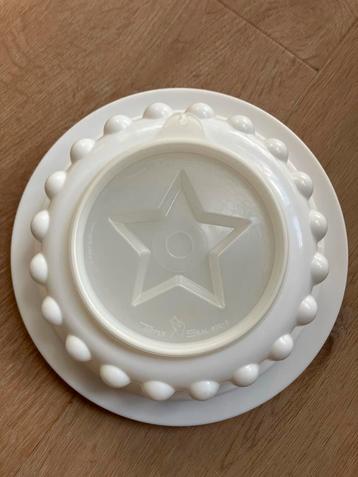 Kleine Puddingvorm beschikbaar voor biedingen