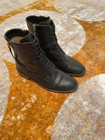 Damesboots/ veterschoen maat 39 van Fred de la Bretonnaire beschikbaar voor biedingen