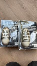 Twee muggenstekkers, Led-lamp, Minder dan 30 watt, Zo goed als nieuw, E27 (groot)