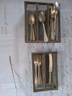 2 vintage bestekbakjes voor een poppenhuis of poppenkeuken, Verzamelen, Poppenhuizen en Toebehoren, Ophalen, Gebruikt, Gebruiksvoorwerp