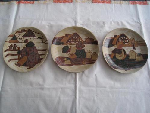 BORDEN  3 X.  HAND BESCHILDERD VAN 207,- VOOR  30,- EURO, Antiek en Kunst, Curiosa en Brocante, Verzenden