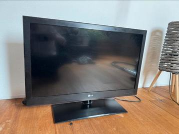 LG 32LV355C - TV beschikbaar voor biedingen