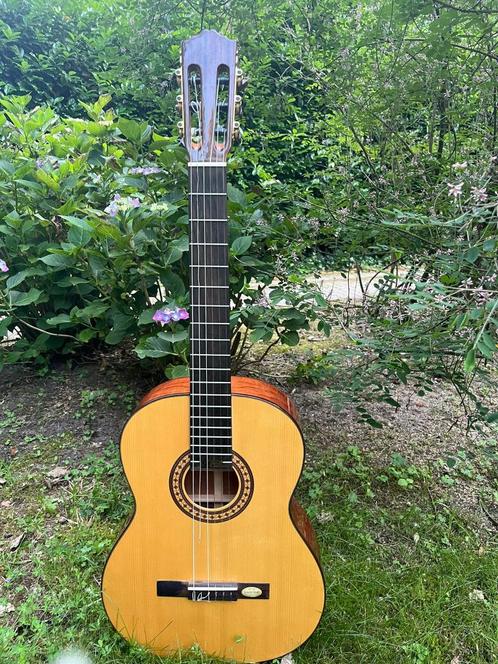 Salvador Cortez CS 25  gitaar nieuwstaat.Salvador Cortez CS-, Muziek en Instrumenten, Snaarinstrumenten | Gitaren | Akoestisch