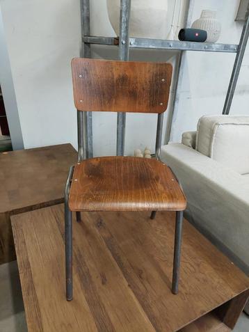 Design industrieel vintage school stoel stapelbaar beschikbaar voor biedingen