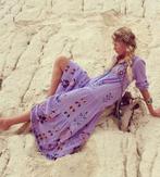 Prachtige lavendel jurk L geborduurd boho Ibiza maxi dress, Mo huan Yi chi, Paars, Maat 42/44 (L), Ophalen of Verzenden