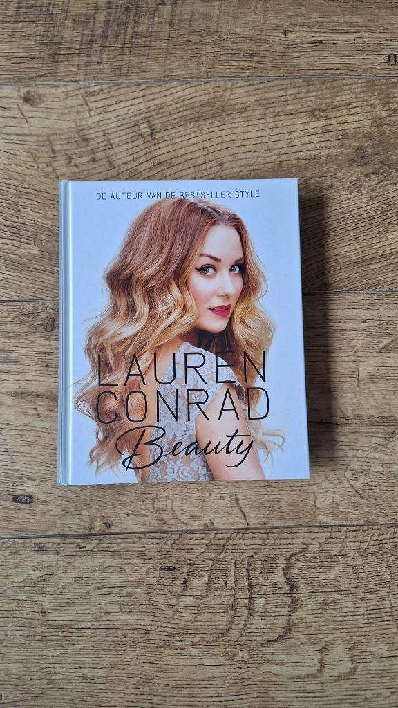 Boek 'Beauty' van Lauren Conrad, Boeken, Mode, Nieuw, Make-up en Cosmetica, Ophalen of Verzenden