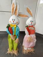 Twee leuke paashazen met stro, Diversen, Ophalen of Verzenden, Zo goed als nieuw