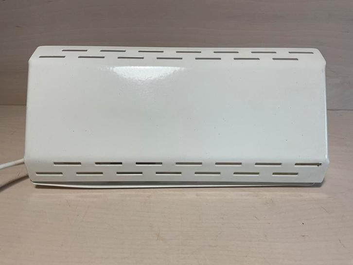 Massive bedlamp wit in goede staat nachtlamp leeslamp, Huis en Inrichting, Lampen | Wandlampen, Zo goed als nieuw, Ophalen of Verzenden