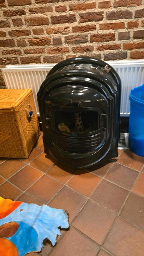 oude olie kachel, Huis en Inrichting, Kachels, Gebruikt, Overige brandstoffen, Ophalen