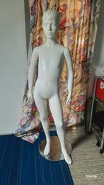 Mannequin etalagepop paspop Jongen kind op RVS Plaat, Ophalen, Zo goed als nieuw, Paspop