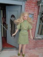 Mooie dame...Poppenhuis 1:12... (Foto nr E17 )*, Ophalen of Verzenden, Zo goed als nieuw, Poppenhuis
