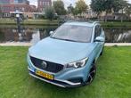 MG MG ZS EV Luxury 45 kWh PANO DAK CRUISE CLIMA PDC LMV, Auto's, MG, Gebruikt, Zwart, ZS, 1507 kg