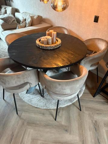 Z.g.a.n eetkamer stoelen beschikbaar voor biedingen