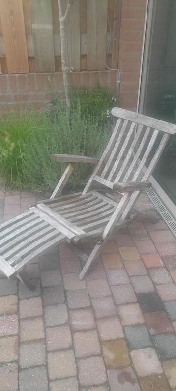 Houten Kinder Tuinstoel / Ligstoel beschikbaar voor biedingen