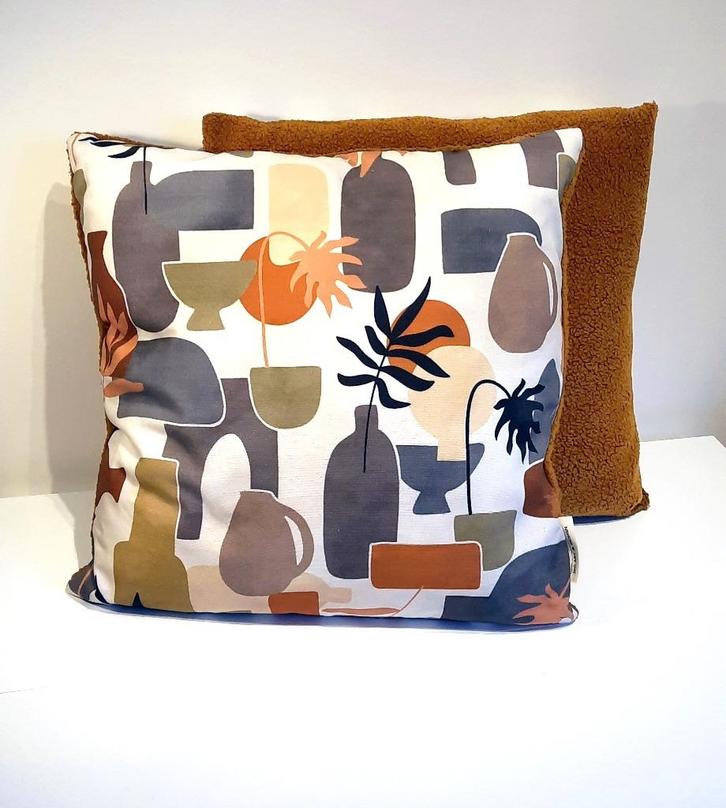 Sierkussen |  kleurrijke aarde tinten | 50 x 50cm, Huis en Inrichting, Woonaccessoires | Kussens, Nieuw, Bruin, Vierkant, Verzenden