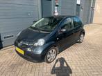 Toyota Aygo 1.0 12V Vvt-i 5DRS MMT 2008 AUTOMAAT / APK, Stof, Zwart, Metallic lak, 4 stoelen