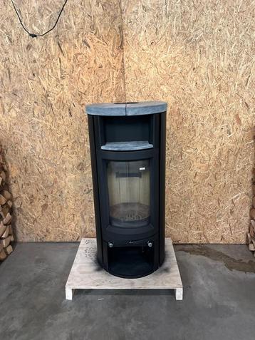 24136 Houtkachel met speksteen Hark eco 79 beschikbaar voor biedingen