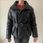 Zwarte jas met riem (Matt&Nat), Ophalen of Verzenden, Zo goed als nieuw, Maat 38/40 (M), Zwart