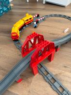 Duplo trein met spoorbrug, station, 2x overgang en rails, Kinderen en Baby's, Speelgoed | Duplo en Lego, Ophalen of Verzenden