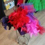 Carnavals Hoed met veren, Ophalen of Verzenden, Zo goed als nieuw, Carnaval, Accessoires