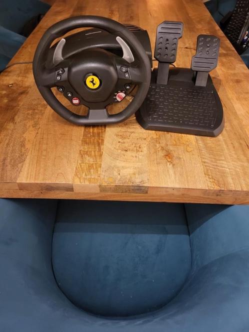 Thrustmaster stuur en pedalen, Spelcomputers en Games, Spelcomputers | Sony PlayStation Consoles | Accessoires, Zo goed als nieuw