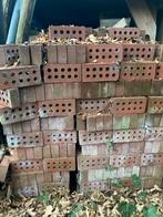 Stapel stenen gratis af te halen!, Doe-het-zelf en Verbouw, Metselstenen, Ophalen of Verzenden, Zo goed als nieuw, Bakstenen