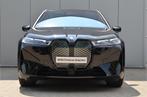 BMW iX xDrive40 High Executive / Sportpakket / Panoramadak /, Gebruikt, 22 min, Met garantie (alle), Zwart