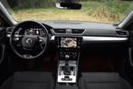 Skoda Superb Combi iV 218PK DSG HYBRID BUSINESS TREKHAAK/NAV, Auto's, Skoda, 12 maanden, Gebruikt, 4 cilinders, Bluetooth