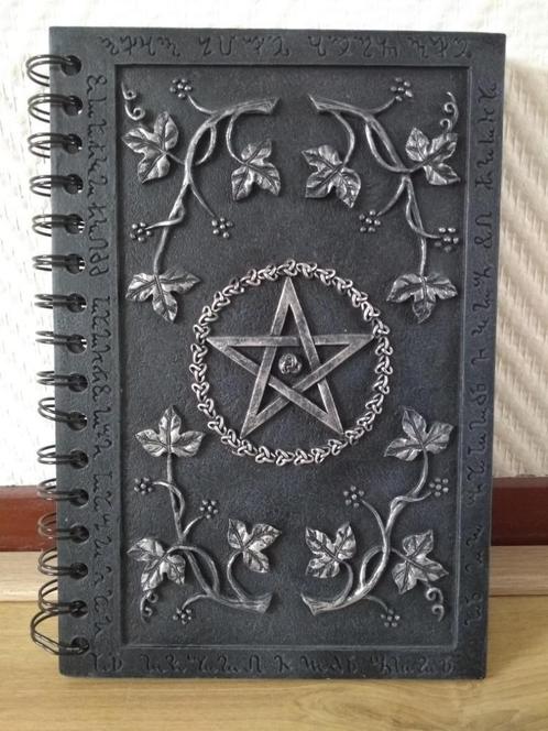 Nemesis Now notitieboek pentagram, Diversen, Notitieboeken, Nieuw, A5, Ophalen of Verzenden