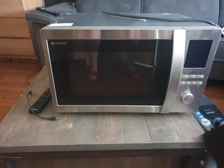 Sharp Combimagnetron - Perfect voor de keuken!, Witgoed en Apparatuur, Magnetrons, Gebruikt, Vrijstaand, Combimagnetron, 45 tot 60 cm