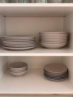Färgklar Ikea Servies - Borden/Kommen/Bakjes, Huis en Inrichting, Ophalen, Gebruikt, Bord(en), Effen
