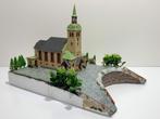 D Kerk op verhoogd diorama voor H0-spoor, Gebruikt, Gelijkstroom of Wisselstroom, Brug, Tunnel of Gebouw, Analoog