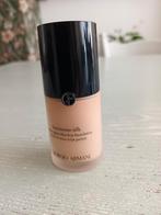 Giorgio armani foundation, Ophalen of Verzenden, Zo goed als nieuw, Beige, Gehele gezicht