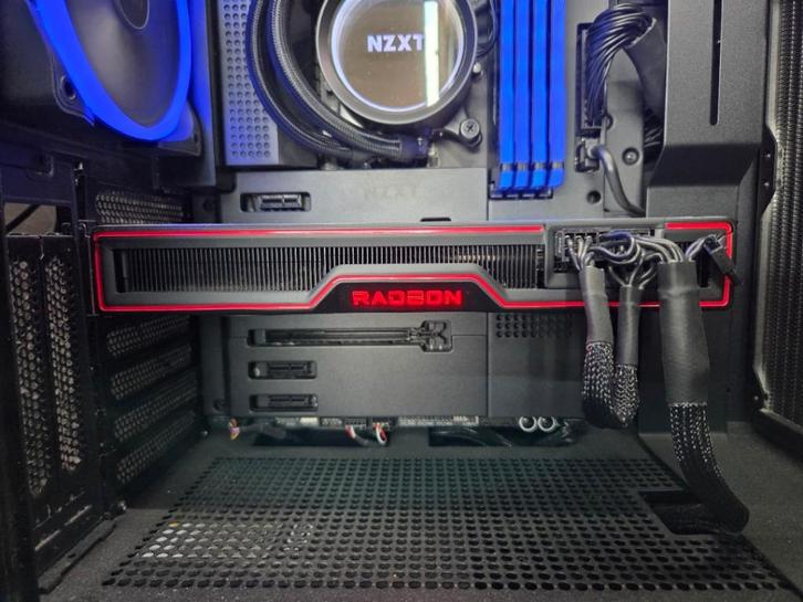 AMD Radeon RX 6700 XT - met doos & bon, topstaat, Computers en Software, Videokaarten, Zo goed als nieuw, AMD, PCI-Express 4.0
