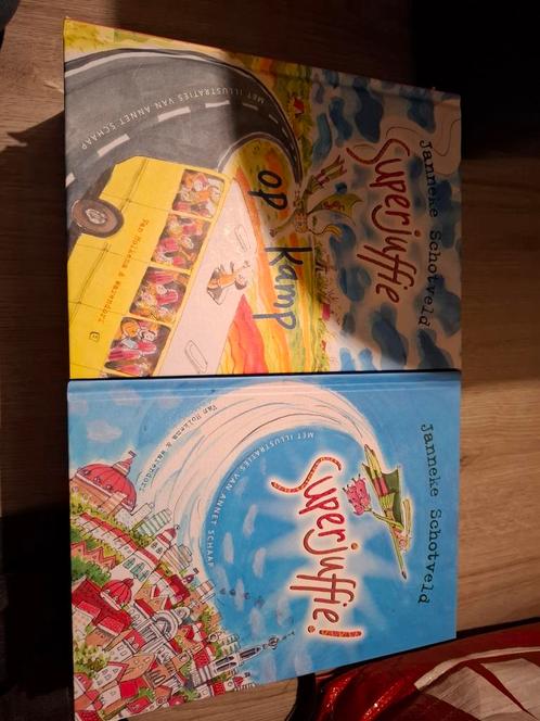 Janneke Schotveld - Superjuffie op kamp, Boeken, Kinderboeken | Jeugd | onder 10 jaar, Zo goed als nieuw, Ophalen