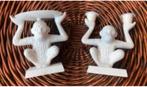 Twee witte kaarsenhouders / kandelaars in vorm van een aap, Huis en Inrichting, Woonaccessoires | Kandelaars en Kaarsen, Ophalen of Verzenden