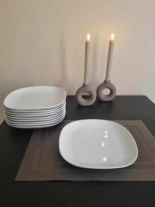 9x IKEA VÄRDERA borden (wit, 25x25 cm), Huis en Inrichting, Keuken | Servies, Zo goed als nieuw, Bord(en), Effen, Porselein, Ophalen