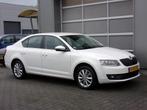 Skoda Octavia 1.0 TSI Greentech Style Business Xenon/Navi/Cr, Auto's, Skoda, 47 €/maand, Origineel Nederlands, Te koop, 5 stoelen